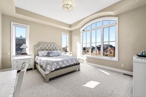 33 Waters Edge Drive, Heritage Pointe, AB - Indoor Photo Showing Bedroom