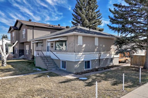 7448 21 Street Se, Calgary, AB - Outdoor