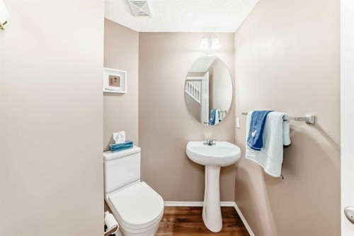 273 Tuscany Springs Way Nw, Calgary, AB - Indoor Photo Showing Bathroom