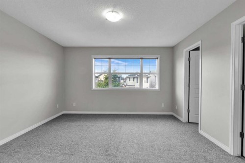 154 Everglen Rise Sw, Calgary, AB - Indoor Photo Showing Other Room