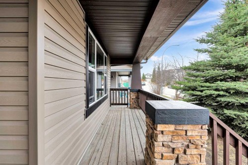 154 Everglen Rise Sw, Calgary, AB - Outdoor With Exterior