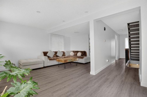 55 Falwood Place Ne, Calgary, AB - Indoor