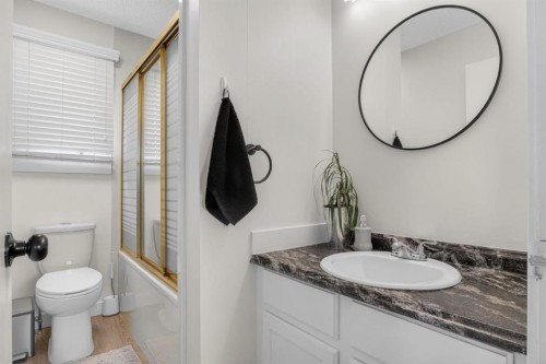 55 Falwood Place Ne, Calgary, AB - Indoor Photo Showing Bathroom