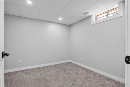 55 Falwood Place Ne, Calgary, AB - Indoor