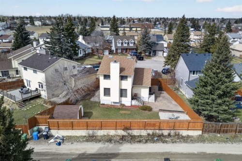 55 Falwood Place Ne, Calgary, AB - Outdoor