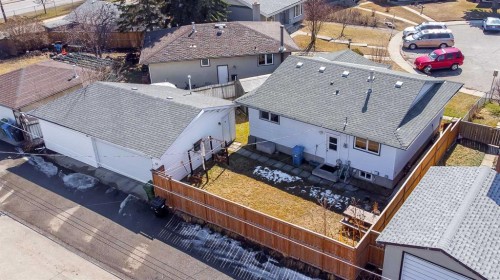 60 Doverview Place Se, Calgary, AB - Outdoor
