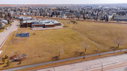 60 Doverview Place Se, Calgary, AB - Outdoor With View