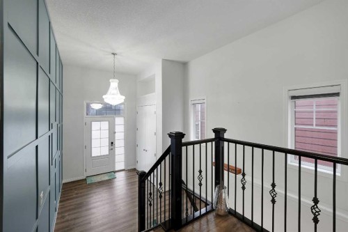 17 Yorkstone Way Sw, Calgary, AB - Indoor Photo Showing Other Room