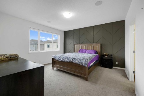 17 Yorkstone Way Sw, Calgary, AB - Indoor Photo Showing Bedroom
