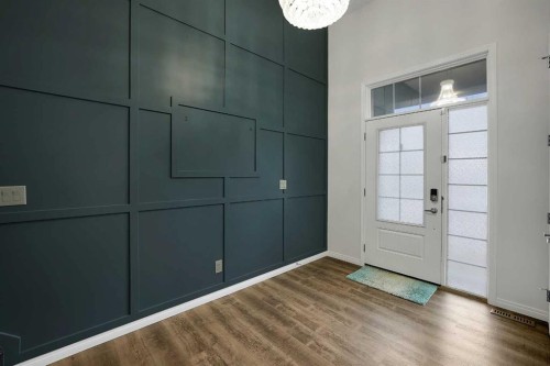 17 Yorkstone Way Sw, Calgary, AB - Indoor Photo Showing Other Room