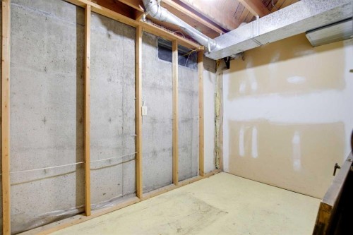 124 Edgehill Close Nw, Calgary, AB - Indoor