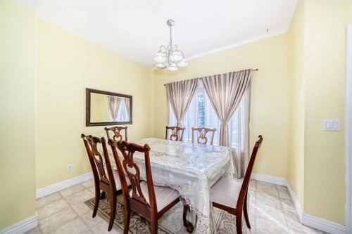 187 Bridlewood View Sw, Calgary, AB - Indoor Photo Showing Dining Room
