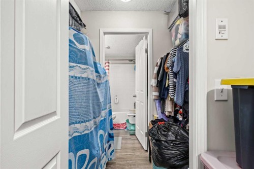 2105-2371 Eversyde Avenue Sw, Calgary, AB - Indoor With Storage