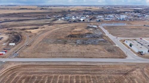 100 Shantz Drive, Didsbury, AB 