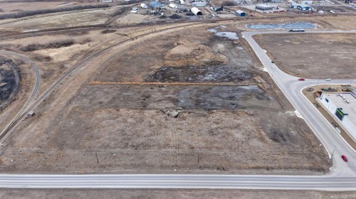 100 Shantz Drive, Didsbury, AB 