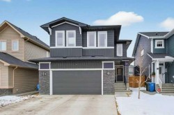 45 Evansfield Manor NW Calgary, AB T3P 1J8