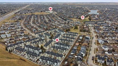 305 Elgin Gardens Se, Calgary, AB - Outdoor With View