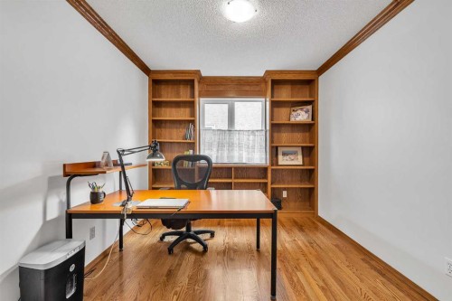 28 Woodpark Close Sw, Calgary, AB - Indoor Photo Showing Office