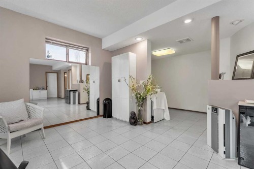 28 Woodpark Close Sw, Calgary, AB - Indoor Photo Showing Other Room