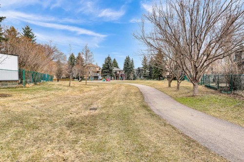 28 Woodpark Close Sw, Calgary, AB - Outdoor