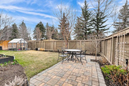 28 Woodpark Close Sw, Calgary, AB - Outdoor