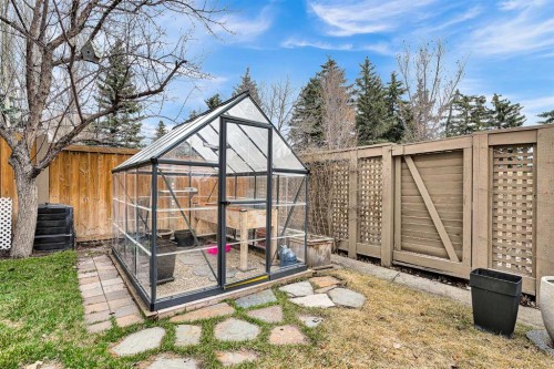 28 Woodpark Close Sw, Calgary, AB - Outdoor