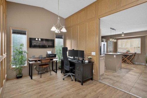 80 Deerbrook Road Se, Calgary, AB - Indoor