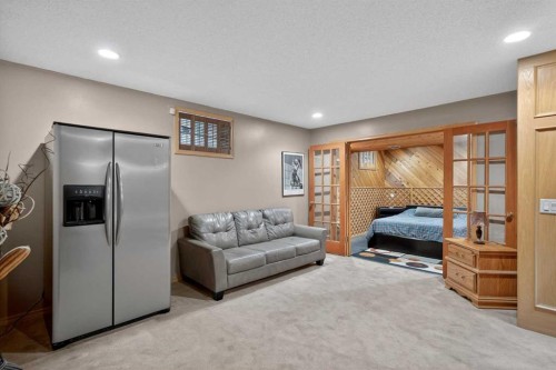 80 Deerbrook Road Se, Calgary, AB - Indoor