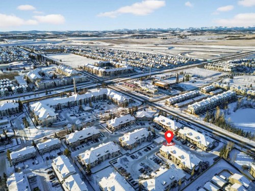 105-23 Everridge Square Sw, Calgary, AB - Outdoor With View