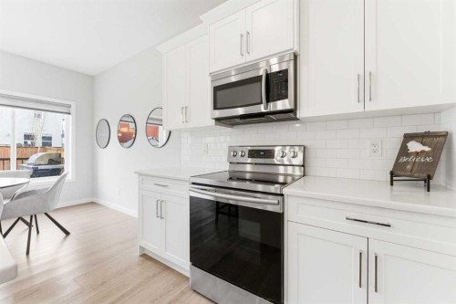 69 Legacy Manor Se, Calgary, AB - Indoor Photo Showing Kitchen