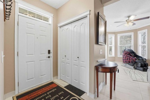 23 Prestwick Park Se, Calgary, AB - Indoor Photo Showing Other Room