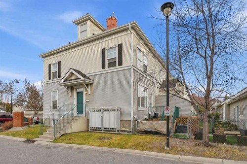 23 Prestwick Park Se, Calgary, AB - Outdoor With Facade