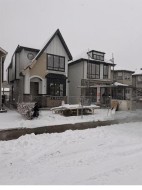 526 52 Avenue  Calgary, AB T2V 0B2