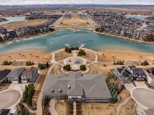 243 Marina Grove Se, Calgary, AB 