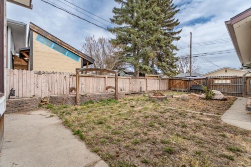 9408 5 Street Se, Calgary, AB - Outdoor