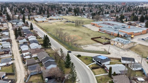 9408 5 Street Se, Calgary, AB - Outdoor With View