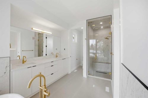 1529 18 Avenue Nw, Calgary, AB - Indoor