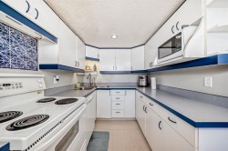 702-9930 Bonaventure Drive SE Calgary, AB T2J 4L4