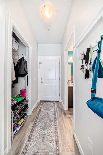 101-117 Copperpond Common Se, Calgary, AB - Indoor Photo Showing Other Room