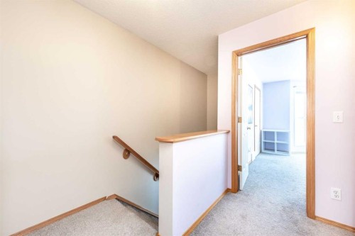 35 Somervale Place Sw, Calgary, AB - Indoor Photo Showing Other Room