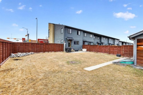 180 Walden Gate Se, Calgary, AB - Outdoor