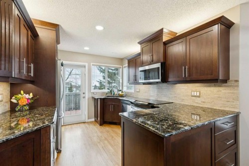 38 Citadel Peak Circle Nw, Calgary, AB 