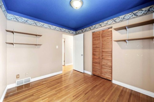 356 Willow Ridge Place Se, Calgary, AB - Indoor Photo Showing Other Room