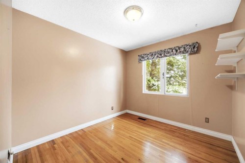 356 Willow Ridge Place Se, Calgary, AB - Indoor Photo Showing Other Room