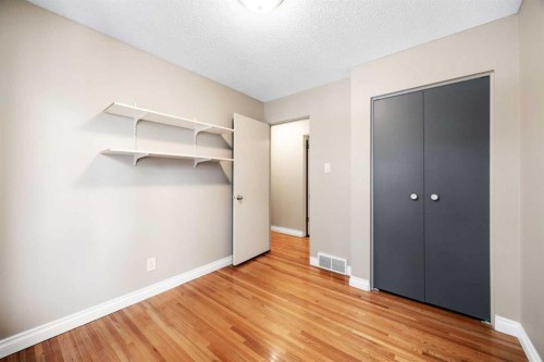 356 Willow Ridge Place Se, Calgary, AB - Indoor Photo Showing Other Room
