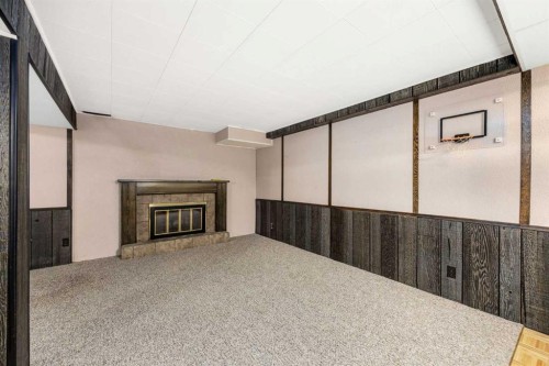 356 Willow Ridge Place Se, Calgary, AB - Indoor Photo Showing Other Room