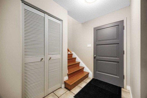 356 Willow Ridge Place Se, Calgary, AB - Indoor Photo Showing Other Room
