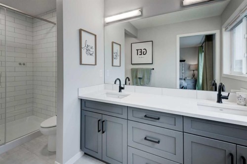 146 Magnolia Square Se, Calgary, AB - Indoor Photo Showing Bathroom