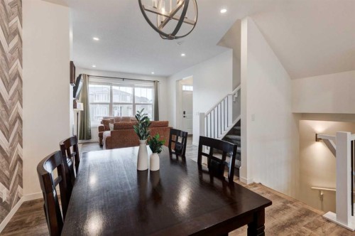 146 Magnolia Square Se, Calgary, AB - Indoor Photo Showing Dining Room