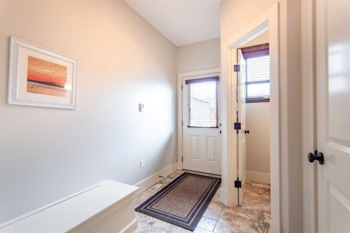 2028 25A Street Sw, Calgary, AB - Indoor Photo Showing Other Room
